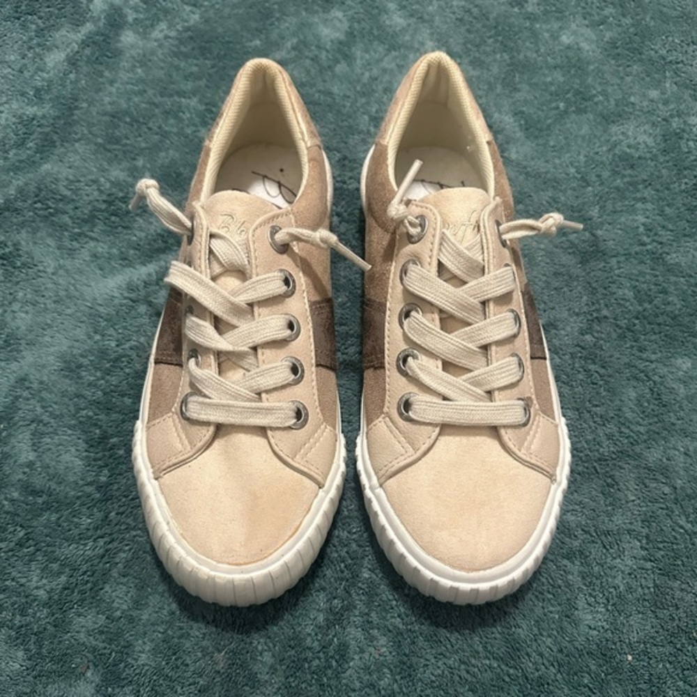 NEW Blowfish Malibu Wave Court Sneakers 6